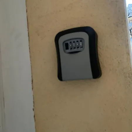 Maison Entiere Avec Terrasse Barbecue Et Jardin Nimes Exterior foto